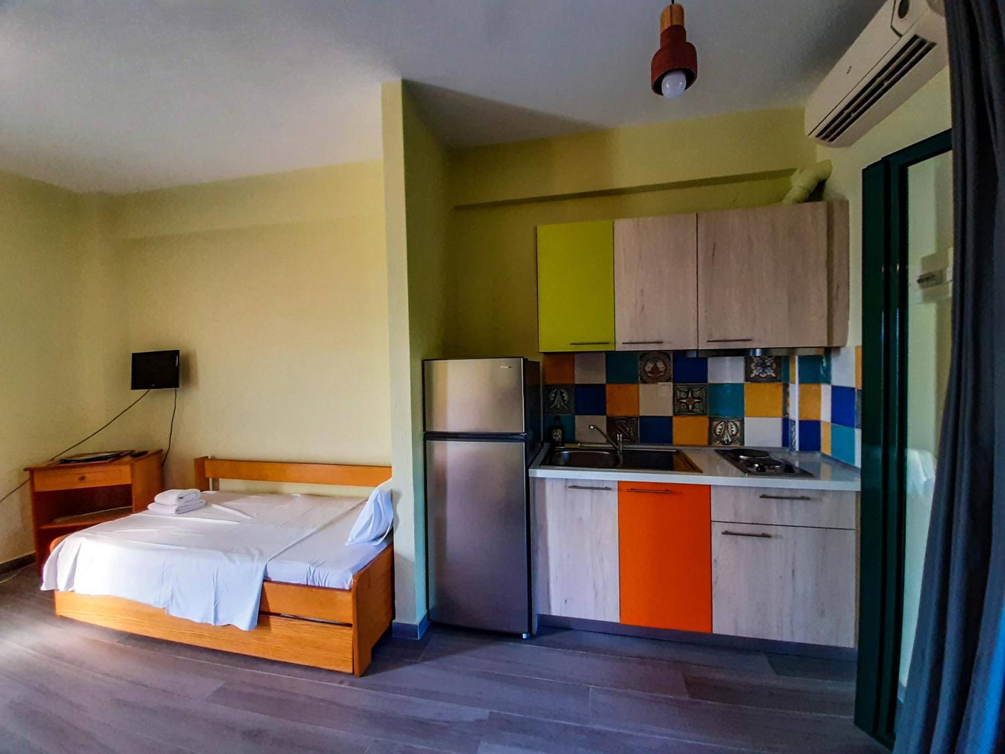 Sapfo Beach Studios Nikiti  Exterior foto